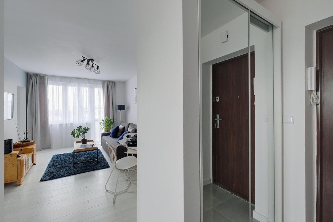 Warsaw Inside Solec With Private Parking 아파트 외부 사진